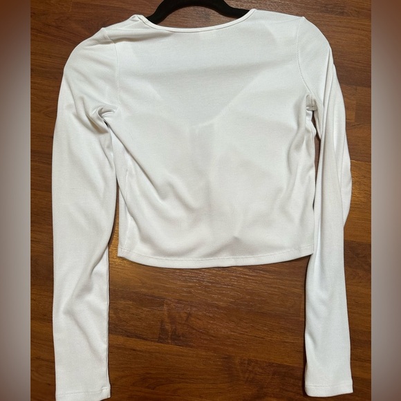 Aritzia Crop top - Picture 7 of 7